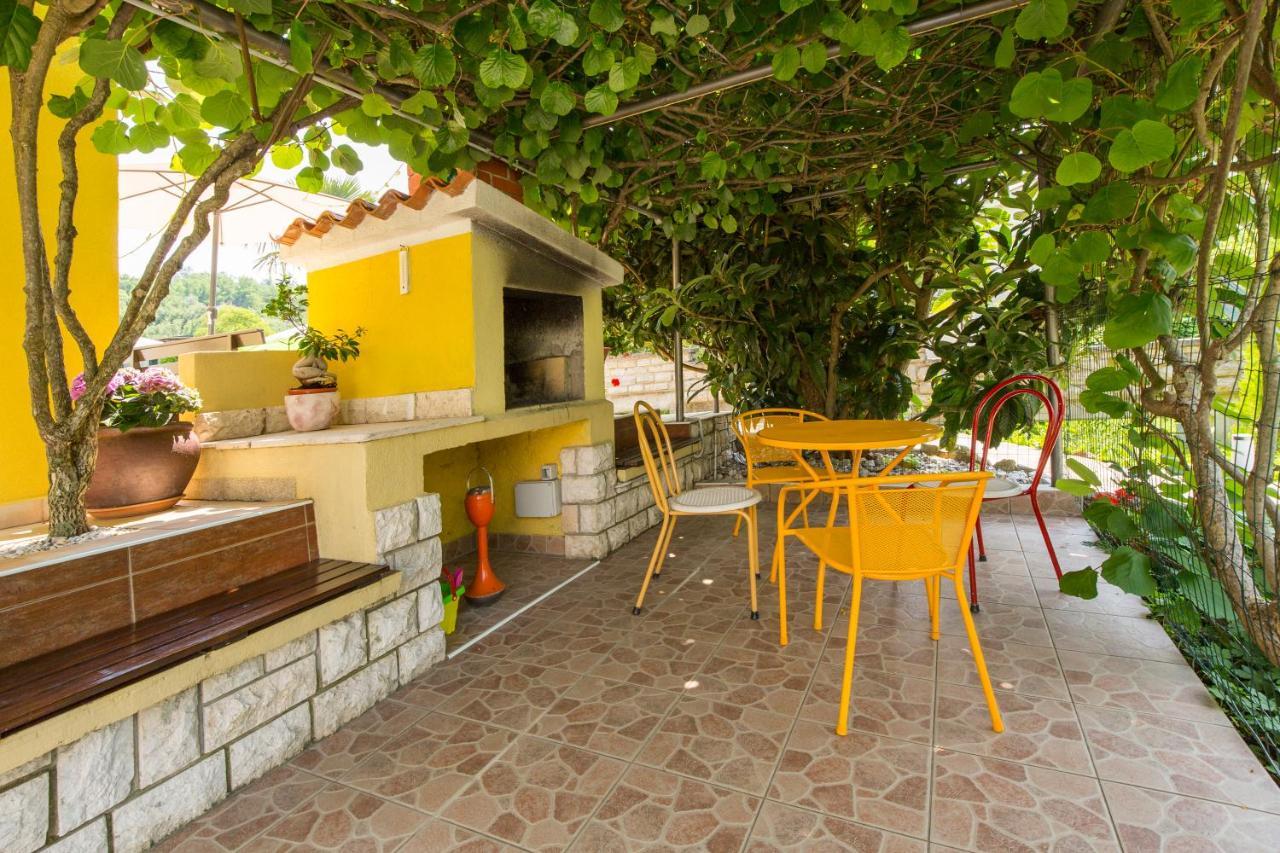 Kamp Romantik - Glamping Labin  Extérieur photo
