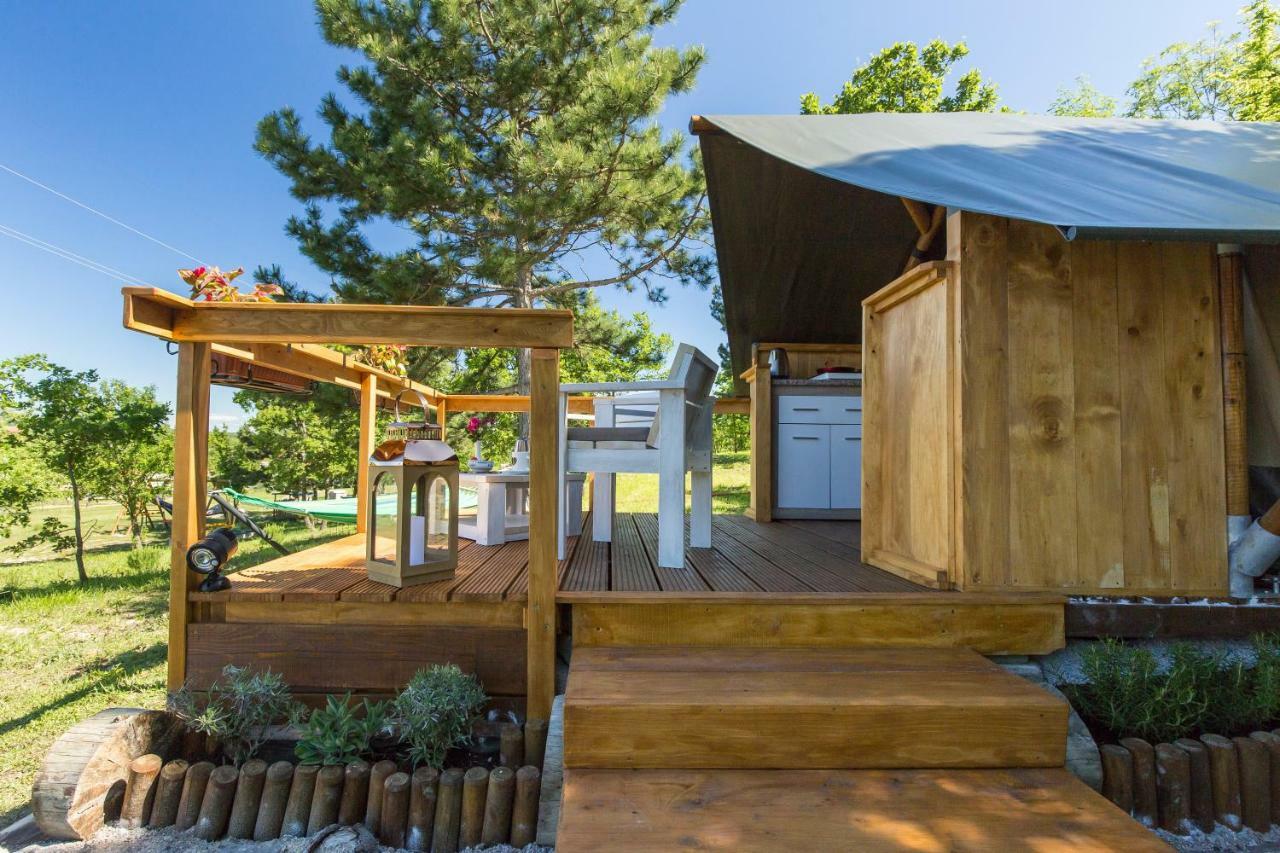 Kamp Romantik - Glamping Labin  Extérieur photo